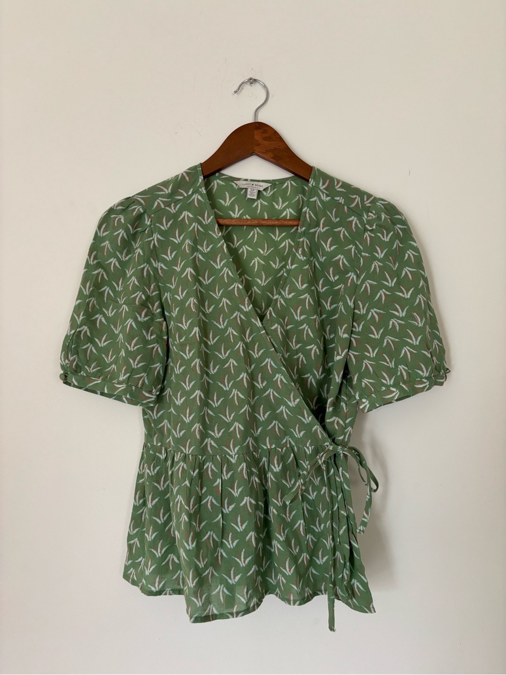 Lucky Brand Green Wrap Blouse with White Leaf Print Size Small